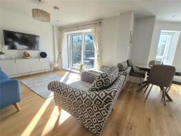 21, 2 West Cliff Mansions, Hahnemann Road, Bournemouth BH2 5FB