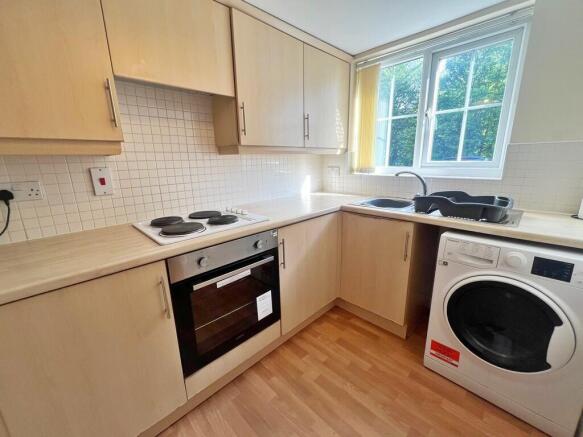 27 Thorneycroft 1