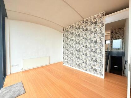 Woodfield Road, Altrincham, Greater Manchester, WA14