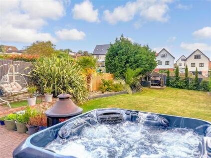 Southsea Avenue, Minster-On-Sea, Sheerness, Kent