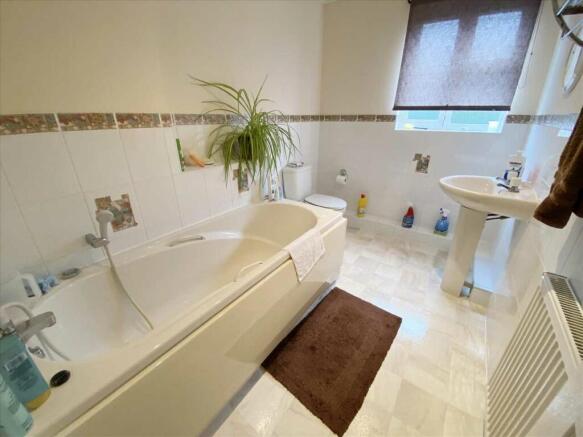 Family Bathroom: