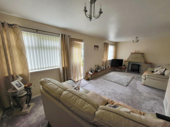 Lounge 2