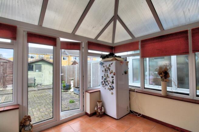 Spacious Conservatory