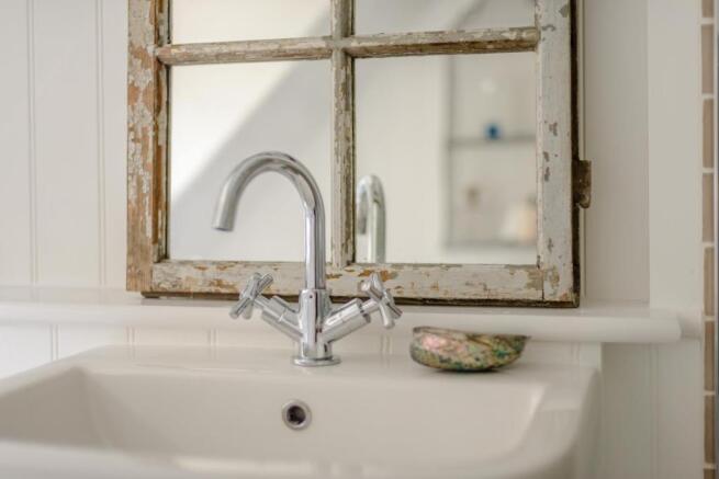8381416-interior31-800.jpg
