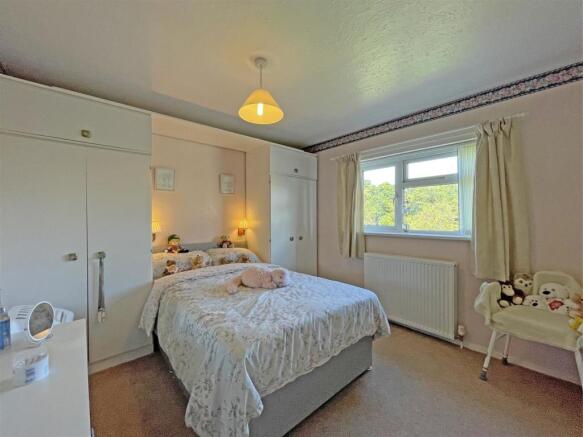Budshead road 143 bed 2.jpg