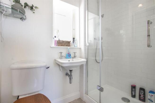 Ensuite.jpg