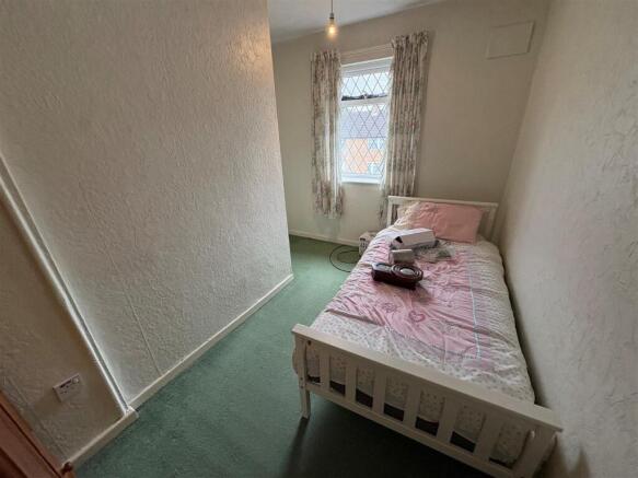 3 bed Semi-Detached for sale Image 8