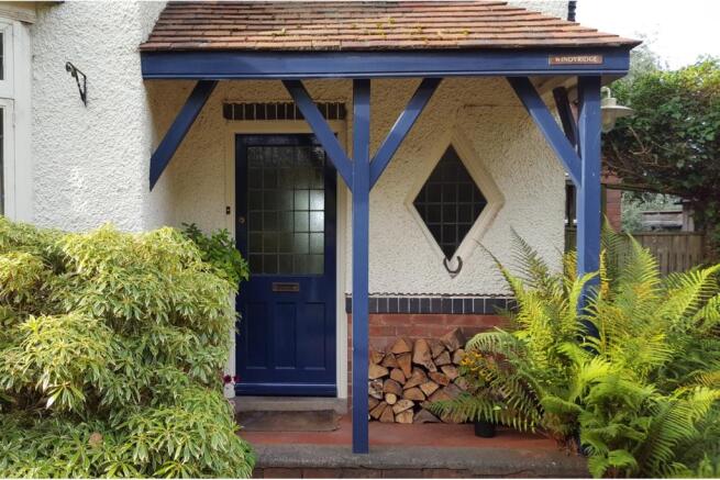 Entrance Porch