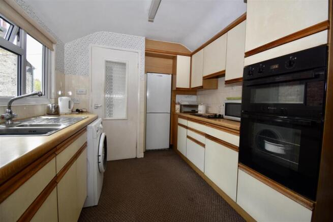 9, Scarborough Road, Norton, Malton photo 4