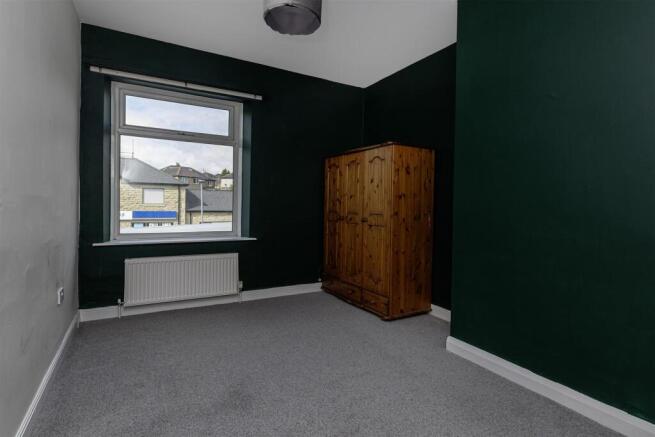 2 bed Terraced to rent Image 12