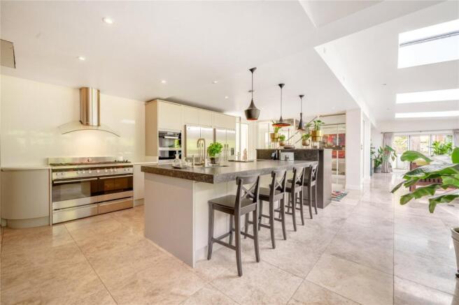 Kitchen/Dining Rm