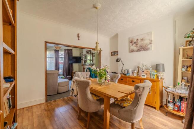 Lewis Terrace, Pontnewynydd, Pontypool photo 4