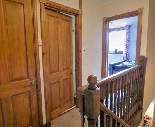 UPPER LANDING
