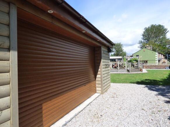 Detached Garage