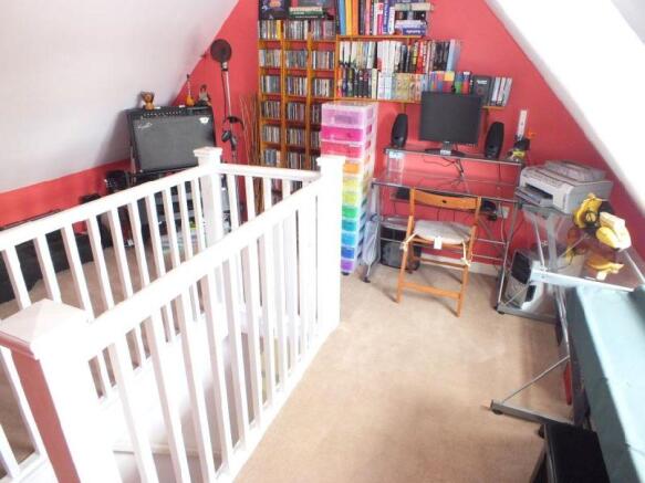 Photo 9