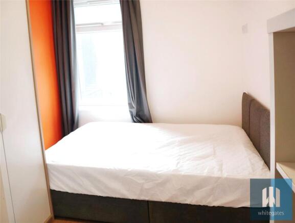 4 bed Terraced for sale Image 5
