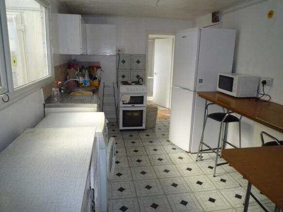 Photo 3