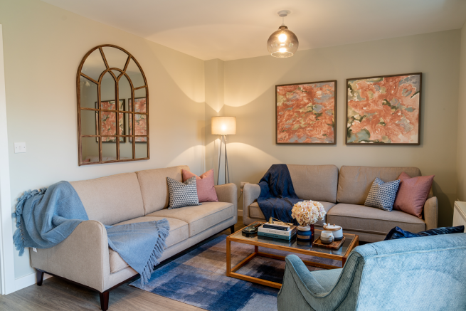 Similar Show Home