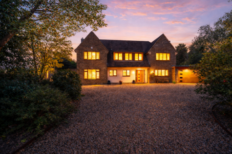 New Pond Hill, Cross In Hand, TN21