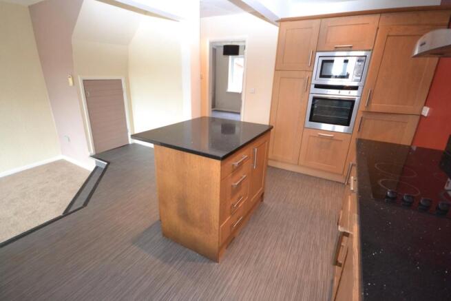 Kitchen/Breakfast Rm