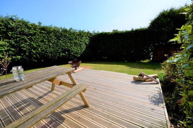 DECK AND GARDEN