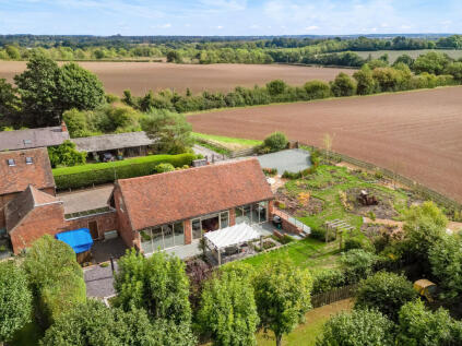 Warwick Road, Kenilworth, Warwickshire CV8 1FE
