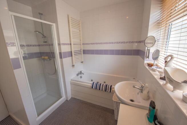 2 bed Detached Bungalow for sale Image 11