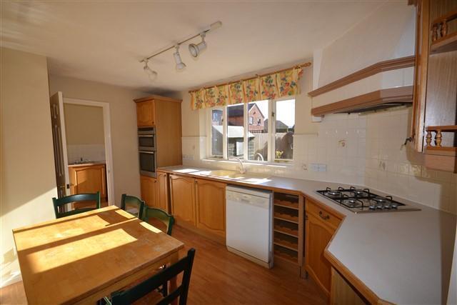 Kitchen/Breakfast
