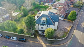 Flat 4, 76, Portchester Road, Bournemouth BH8 8LA
