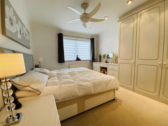 bed 1