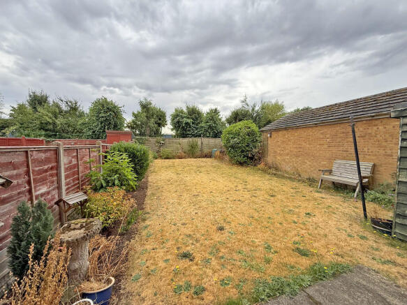 2 bed Semi-Detached for sale Image 8