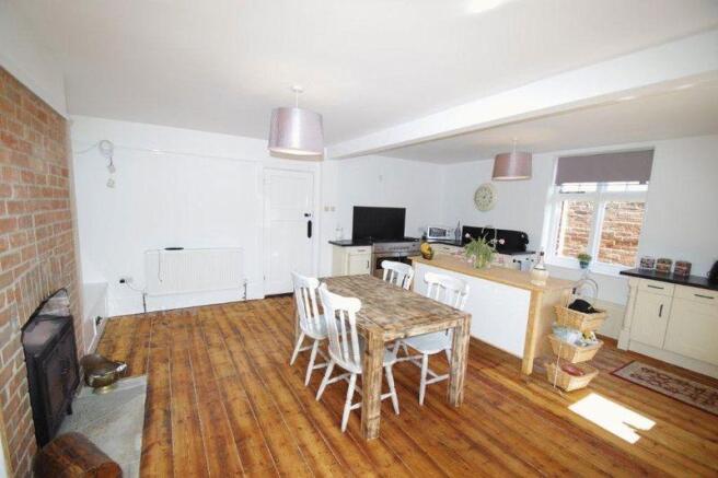 Kitchen Family Room