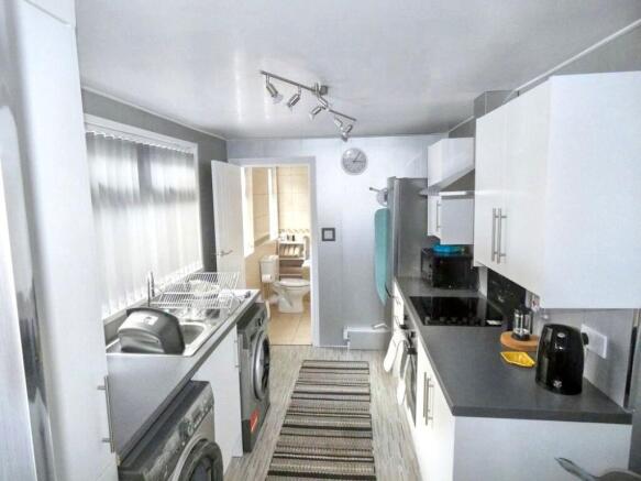 Photo 5
