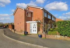 21, Southfields Close, Bishops Waltham SO32 1EY