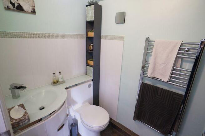 Annex Shower R...