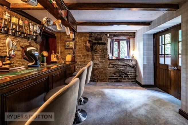 Bar/Snug