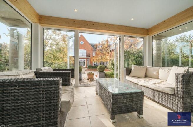 Pool House