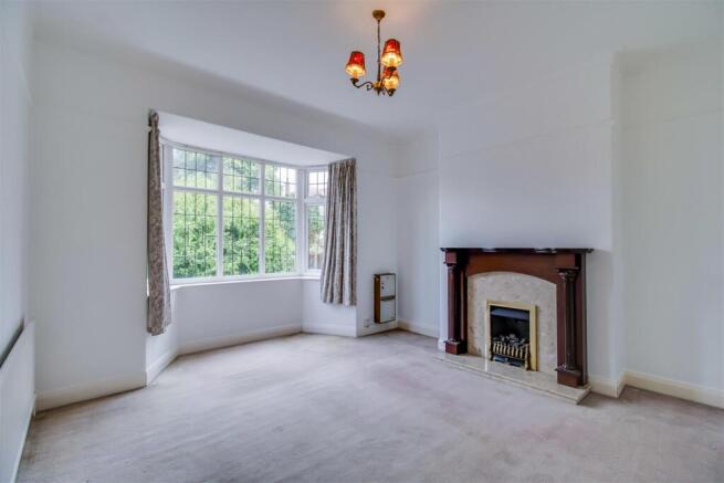 6 bed House for sale Image 6