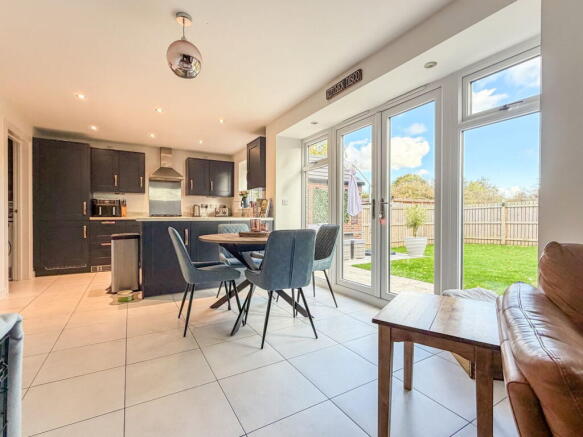 Vickerman Close, Anlaby, Hull, East Riding of Yorkshire, HU10 7FS photo 4
