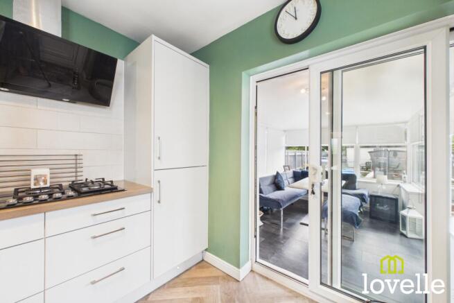 3 bed Semi-Detached for sale Image 9