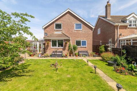 Bower Close, Potter Heigham