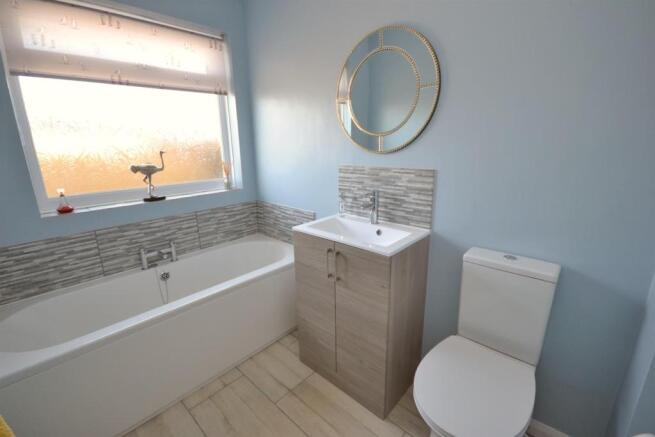 Bathroom (77).jpg