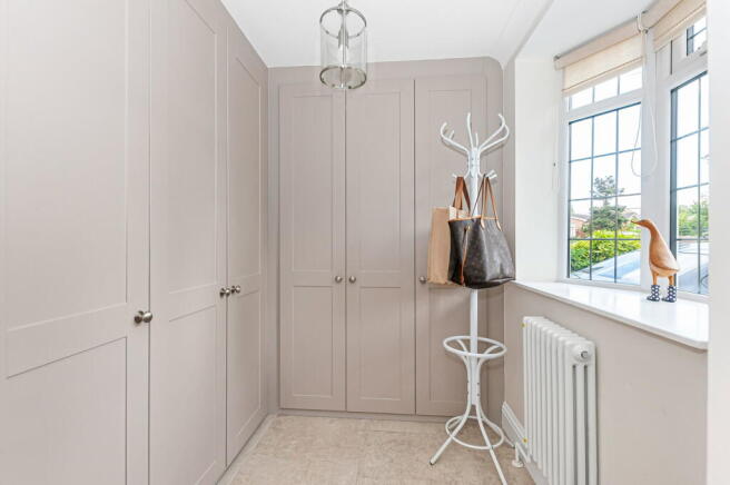 4 bed Detached for sale Image 10