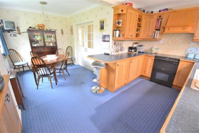Kitchen diner