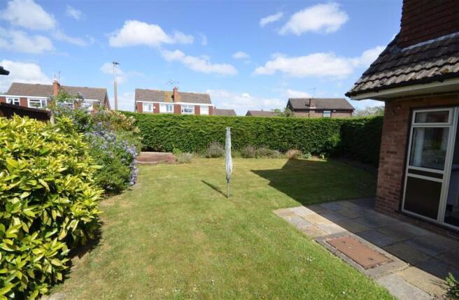 Side/Rear Gardens