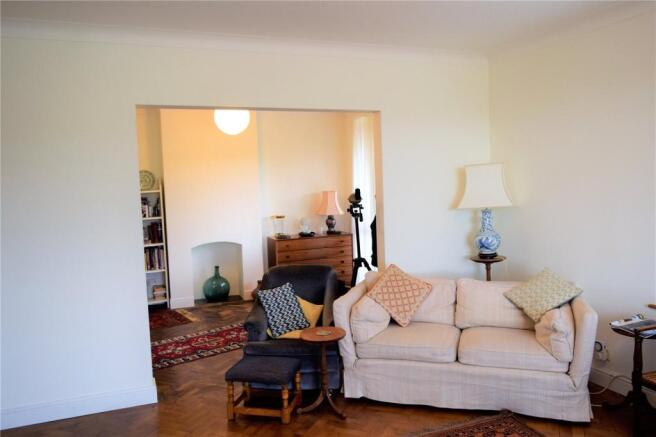 Lounge / Entrance