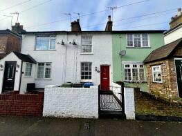 32, Cotterells, Hemel Hempstead HP1 1JE