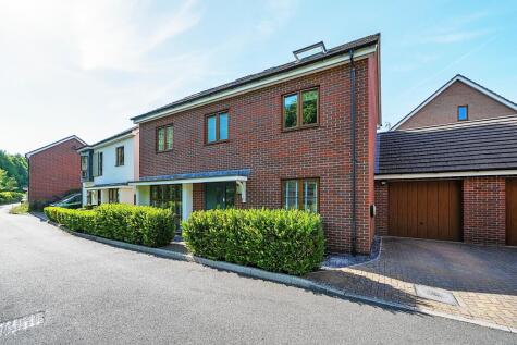 Sheepwash Court, Basingstoke, RG24