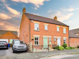 25, Maxtock Avenue, Lichfield WS13 6PE
