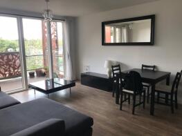 18, 6 Campion House, Blondin Way, London SE16 6BA
